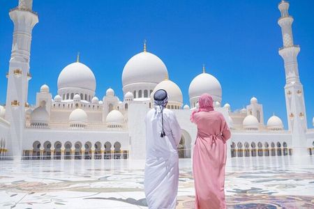 Abu Dhabi Sheikh Zayed Grand Mosque Tour