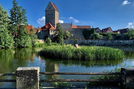 historical adventure tour through Dinkelsbühl with beer and snack