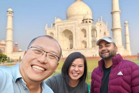 Taj Mahal and Agra Fort Tour in Agra by Car