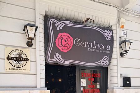 Bari: Pasta and Tiramisu Cooking Class with Wine