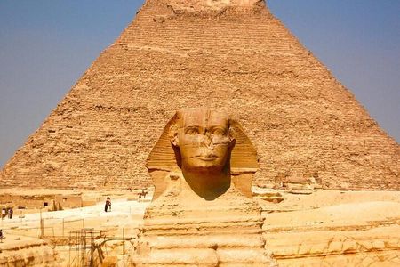 اCairo Day Tour from Hurghada: Pyramids, Sphinx & Grand Museum