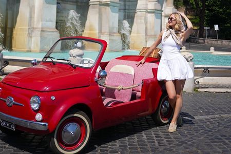 Fiat Jolly Vintage Ride and Photo Tour in Rome