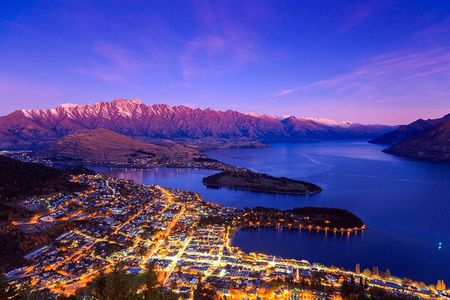 Private Queenstown by Night Skyline and Lakeside Tour