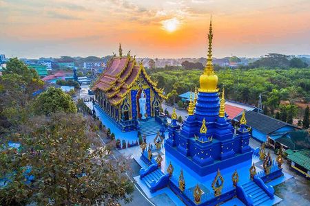 Discover Chiang Rai: White & Blue Temples and Black House Museum