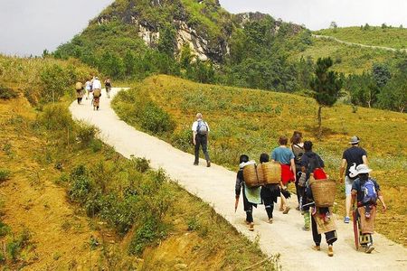 Explore Lao Chai and Ta Van Villages and Batik Painting from Sapa