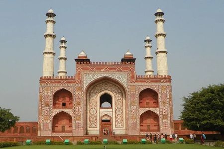 Private Sikandra , Mariam's Tomb & Chini ka Rauza Tour From Agra