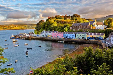 Edinburgh: Isle of Skye Jacobite Steam Train and Whisky Tour