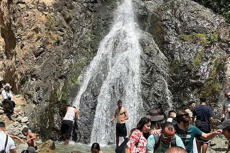 Berber Mountain Hike & Lunch with Stunning Views–Marrakech Pickup