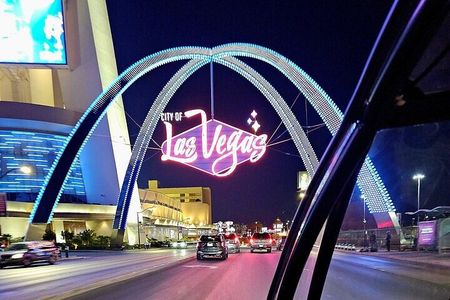 3.5 Hour - Self-Drive Las Vegas Strip Rental + Comedy Show 