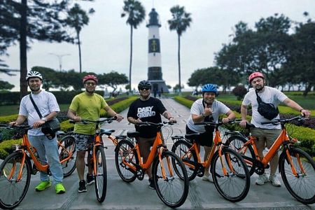 Lima Bike Tour | Miraflores Pyramid & Bohemian Barranco