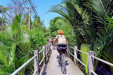 Bangkok Escape: Jungle Bike Tour in Bang Krachao
