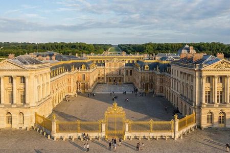 The Palace of Versailles and Garden Experience