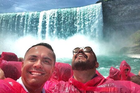 World Famous Boat Cruise with Historical Walking Tour and more