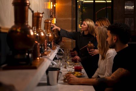 Paris Craft Distillery Make Your Own Gin Workshop