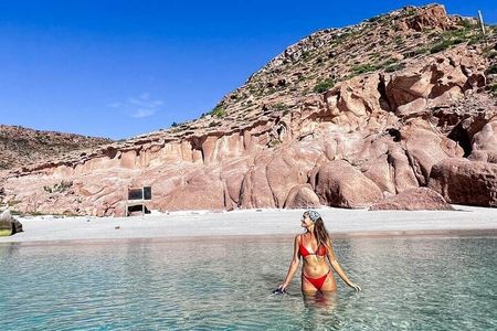 Espiritu Santo Island Tour