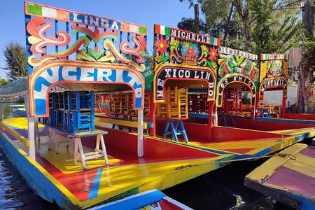 Frida Kahlo New Museum Casa Kahlo, Coyoacán and Xochimilco Canals