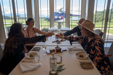 Wharekauhau Heli-lunch from Wellington