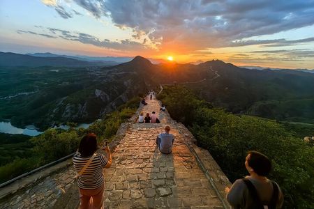 1-Day Simatai Great Wall Hiking Tour with a Visit to Gubei Water Town