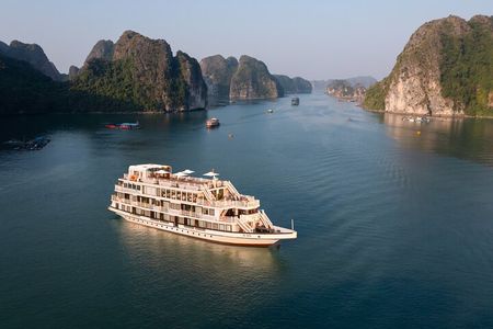 2-Day Explore Halong Bay On Cruise - Deluxe Cruise