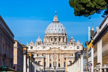 St. Peter Basilica Guided Tour: Dome Climb, Papal Tomb & Grottoes