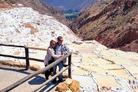 Private Sacred Valley VIP Tour: Chinchero, Maras, Moray & Ollanta