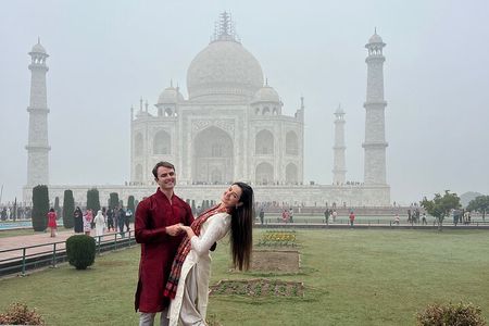 Delhi : Sunrise Taj Mahal & Elephant conservation - All Inclusive