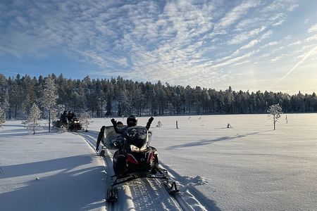 Snowmobile drive experience