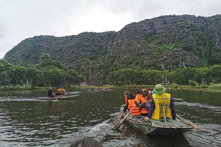 Hoa Lu - Tam Coc Full-Day With Temple, Boat Trip And Cycling