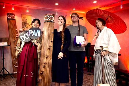 Traditional Japanese Music show & Experience Tour in Osaka