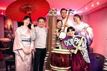 Traditional Japanese Music show & Experience Tour in Kyoto