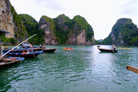 Halong Bay Full Day - 5.5 Hours On Boat With Cave, Kayak & Swim
