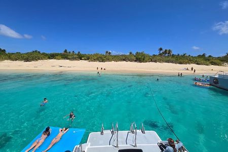 Culebra Snorkeling and Beach Day Tour All Inclusive