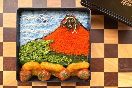 Create Hokusai Red Fuji inspired Art Character Bento Experience