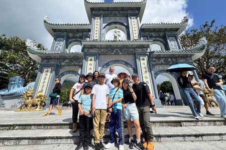 Da Nang Night Tour: Marble Mountains, Lady Buddha & River Cruise