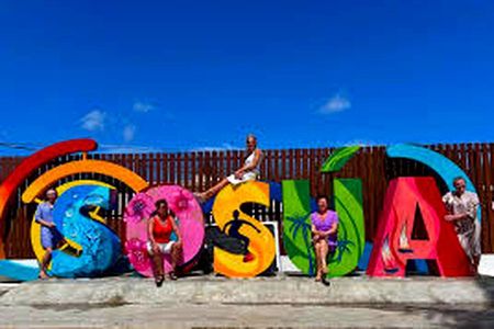 Taste of Sosúa—Lively Beach Town Experience With a Guide & Drinks