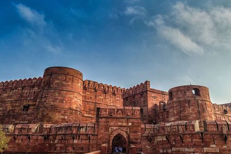 1 Day Taj Mahal Agra Fort and Baby Taj Tour From Delhi by Car