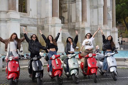 Rome Private Vespa Tour with Pick-up and Drop-off your Hotel