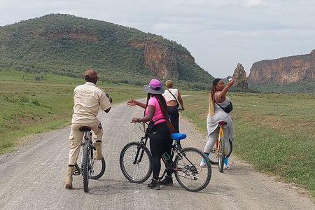 Guided Hells gate Cycling tour ,Lunch & Lake Naivasha Boat safari