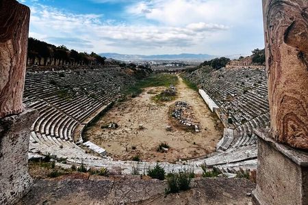Kusadasi Day Trips Magnesia, Train Museum Turkish Bath Private 