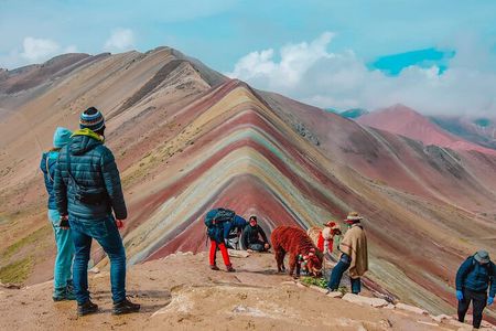 5-Day Tour: Machu Picchu, Sacred Valley and Mountain of Colors
