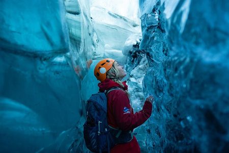 Crystal Ice Cave & Super Jeep Tour from Jökulsárlón