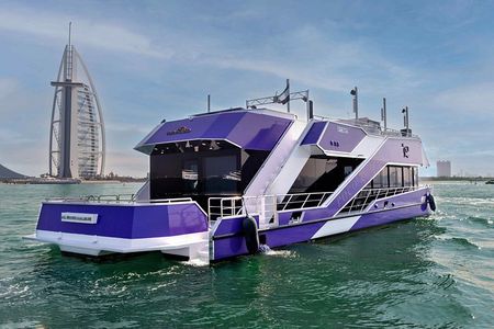 Private: VIP Yacht Rental In Dubai | 75PAX With BBQ & Drinks