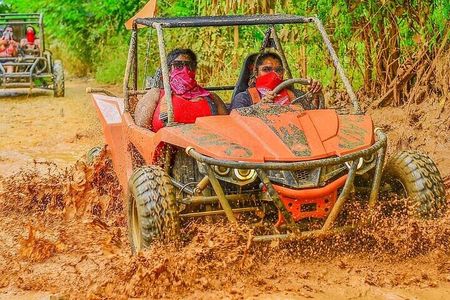 From Punta Cana: Excursion en buggy 4 x 4 Vip Free Pickup Hotel