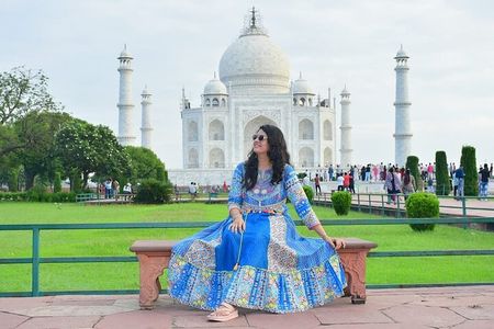From Delhi: Sunrise Taj Mahal-Agra Fort Skip The Line Guided Tour
