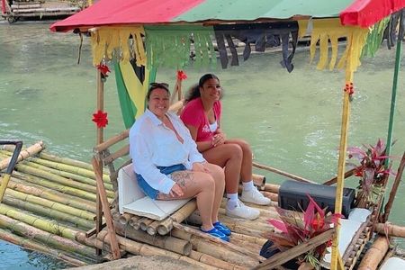 Ocho Rios Blue Hole and Rio Nuevo Bamboo Rafting 
