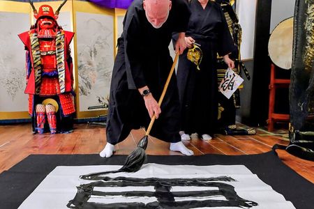 Samurai Calligraphy:Final brushstrokes of a lifetime before a War
