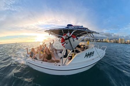 Private Waikiki Boat Charter – Create Your Own Ocean Experience