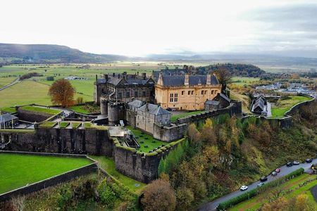 Edinburgh: The Kelpies, Stirling Castle, Loch Lomond & Trossachs