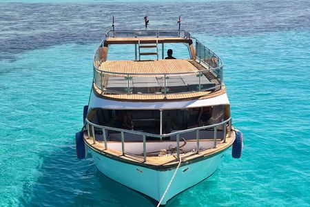 Hurghada: Privet 4-Hour Glass Bottom Boat Trip in the Red Sea