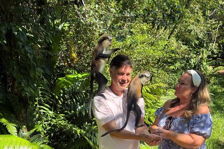 Nature Lovers: Customizable Exploration of the Island (4+ HOURS)